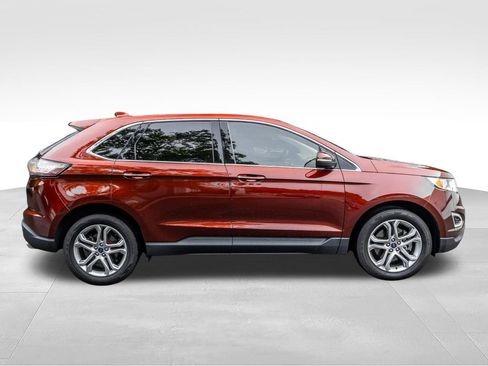 Used 2016 Ford Edge Titanium w/ Equipment Group 301A AWD/4WD image 2