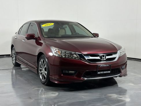 Used 2015 Honda Accord Touring image 3