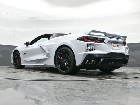 Used 2023 Chevrolet Corvette Stingray Premium Conv w/ Z51 Performance Package image 51