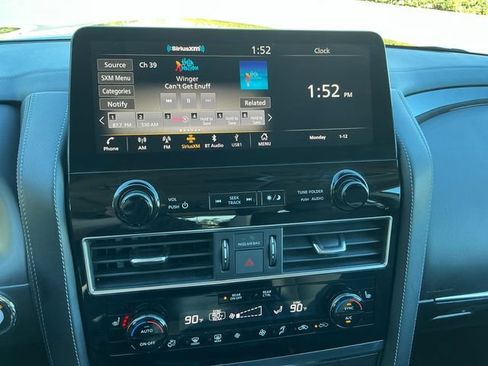 Used 2024 INFINITI QX80 Luxe AWD/4WD image 23