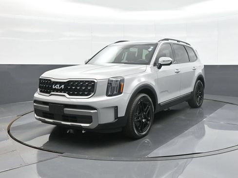 Used 2023 Kia Telluride EX X-Line AWD/4WD image 3