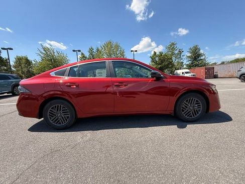 New 2026 Nissan Sentra SV w/ SV Convenience Package FWD image 4