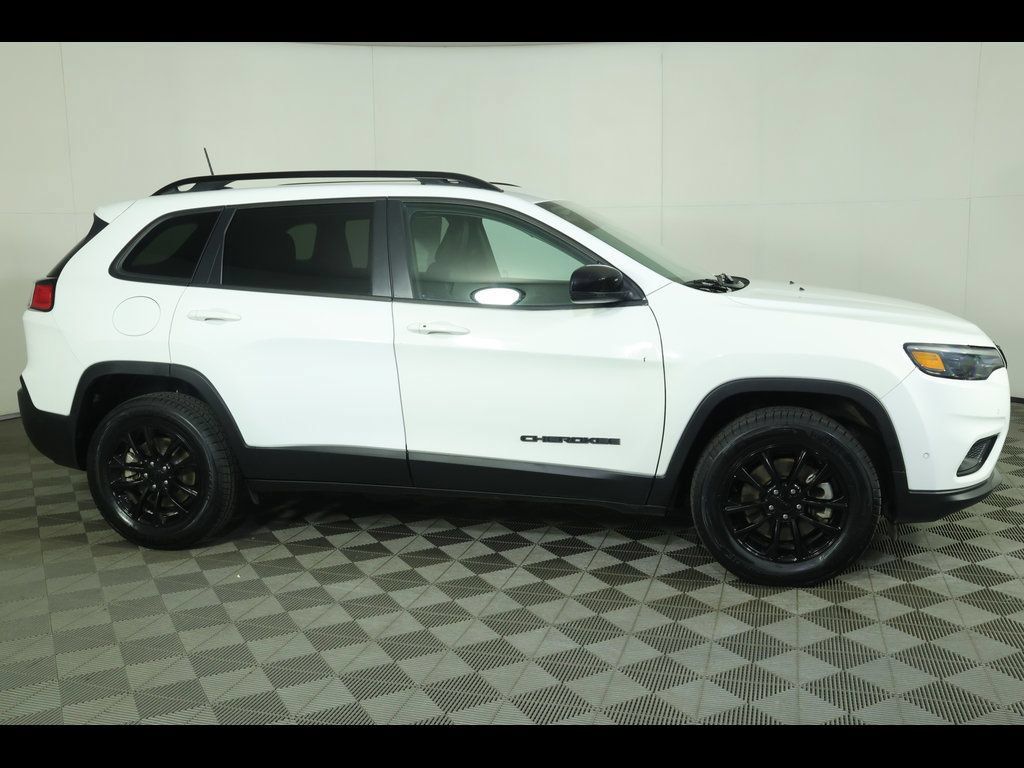 Used 2023 Jeep Cherokee Altitude Lux AWD/4WD image 15