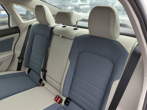 New 2025 Volkswagen Jetta SE image 25