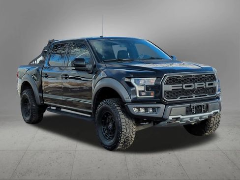 Used 2018 Ford F150 Raptor w/ Equipment Group 802A Luxury image 8