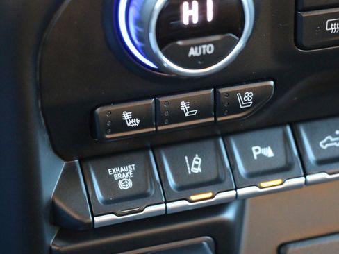 Used 2022 Chevrolet Silverado 3500 High Country w/ Z71 Off-Road Package image 26