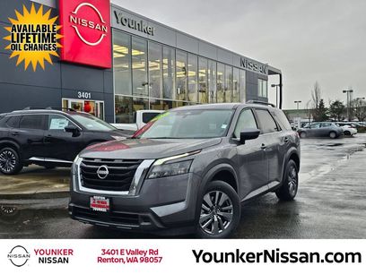 Used 2025 Nissan Pathfinder SV