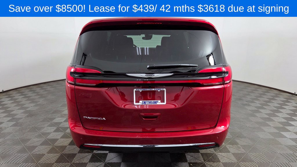 New 2026 Chrysler Pacifica Select FWD image 6