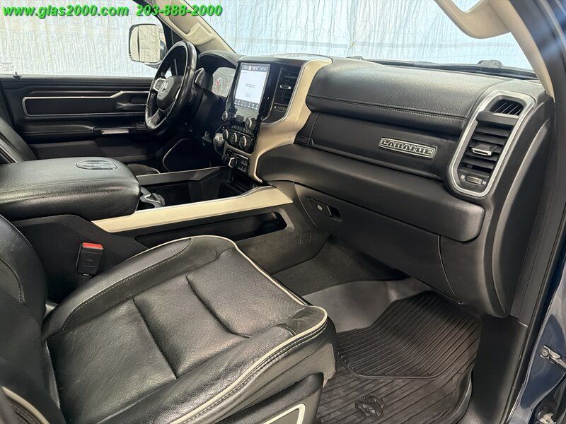 Used 2022 RAM 1500 Laramie AWD/4WD image 5