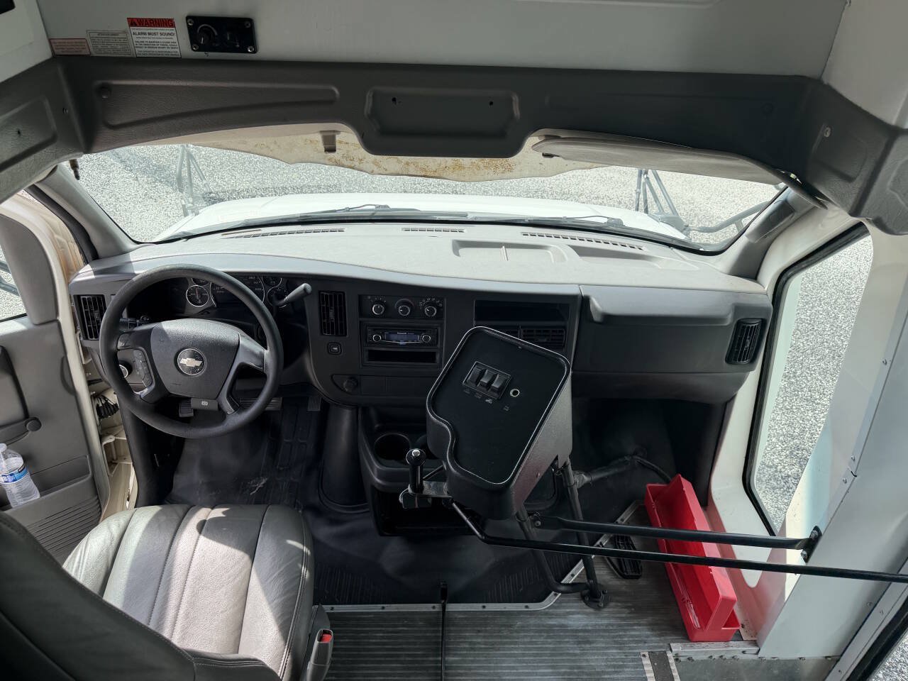 Used 2008 Chevrolet Express 3500 w/ School Bus Package RWD image 11