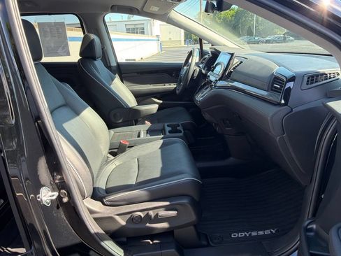 Certified 2024 Honda Odyssey Elite image 25