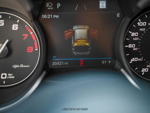 Used 2020 Alfa Romeo Stelvio Quadrifoglio image 28