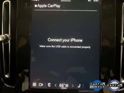 Used 2025 Volvo XC40 B5 Core image 50