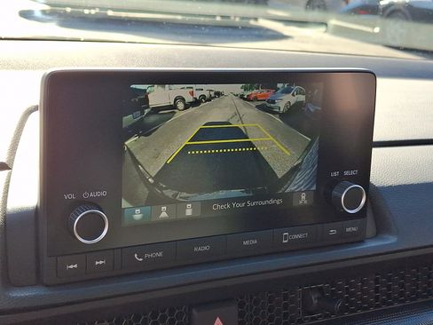 Used 2025 Honda CR-V EX image 17