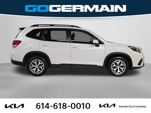 Used 2024 Subaru Forester Premium AWD/4WD image 7