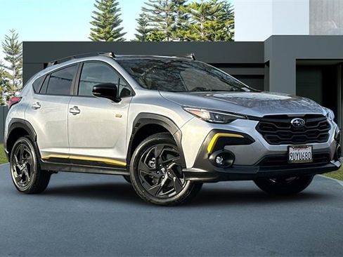 Used 2025 Subaru Crosstrek 2.5i Sport image 2