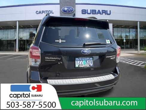 Used 2017 Subaru Forester 2.5i Premium AWD/4WD image 16