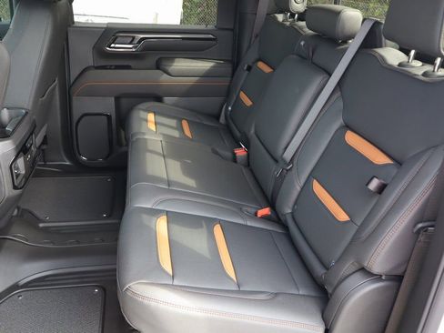 New 2026 GMC Sierra 2500 AT4 w/ AT4 Premium Plus Package AWD/4WD image 23
