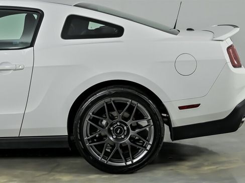 Used 2012 Ford Mustang Shelby GT500 w/ SVT Performance Pkg RWD image 9