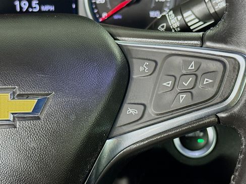 Used 2020 Chevrolet Equinox LT w/ Sport Edition FWD image 13