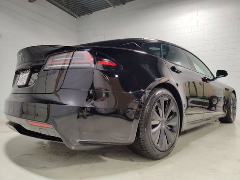 Used 2022 Tesla Model S image 7