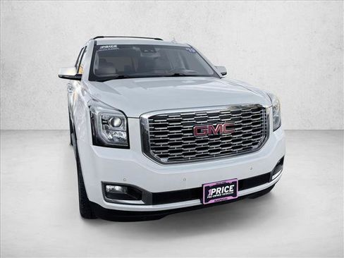 Used 2019 GMC Yukon Denali AWD/4WD image 3