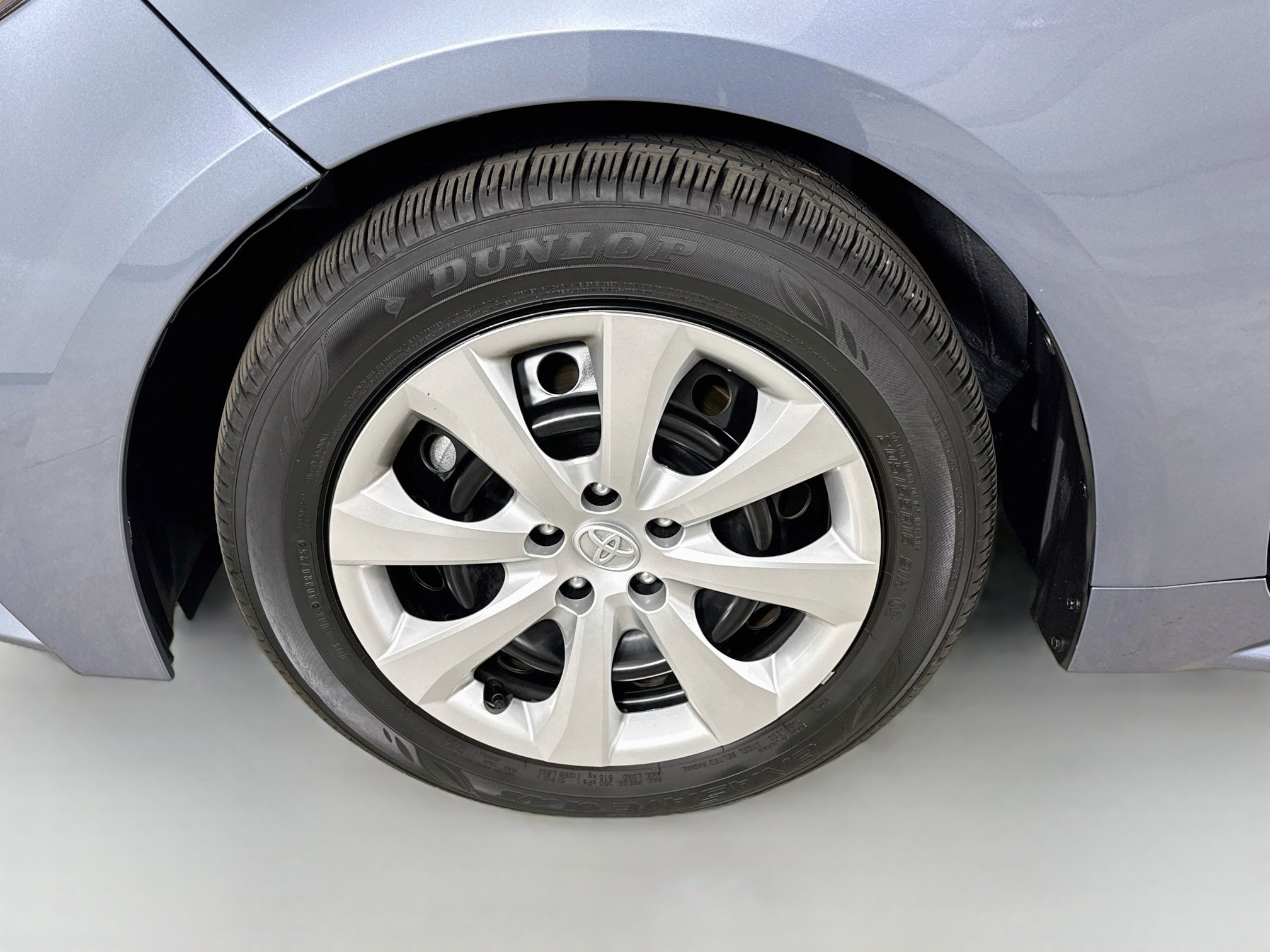 Certified 2025 Toyota Corolla LE FWD image 30