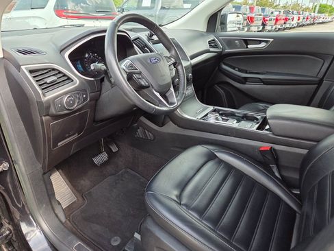 Used 2020 Ford Edge SEL FWD image 28