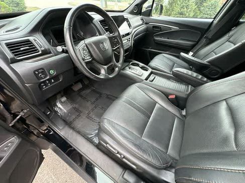 Used 2022 Honda Passport TrailSport image 17