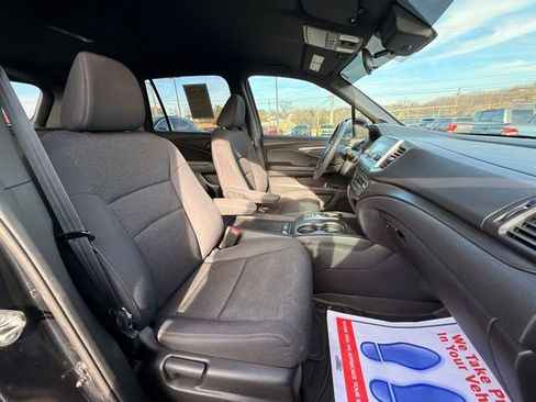 Used 2019 Honda Passport Sport image 18