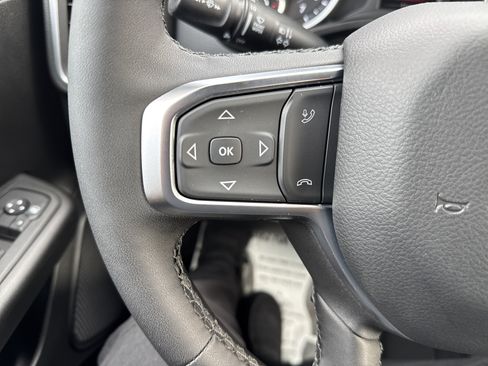 Used 2025 RAM 1500 Big Horn AWD/4WD image 19