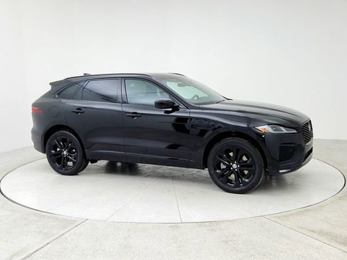 New 2026 Jaguar F-PACE R-Dynamic S image 3
