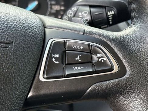 Used 2017 Ford Escape SE w/ SE Leather Comfort Package image 38