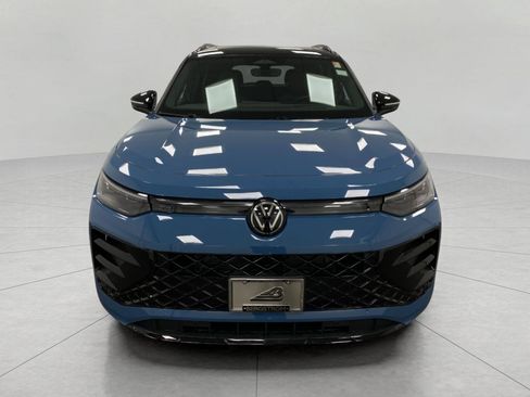 New 2026 Volkswagen Tiguan SE R-Line image 10