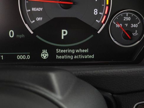 Used 2020 BMW M4 Convertible w/ Competition Package image 19