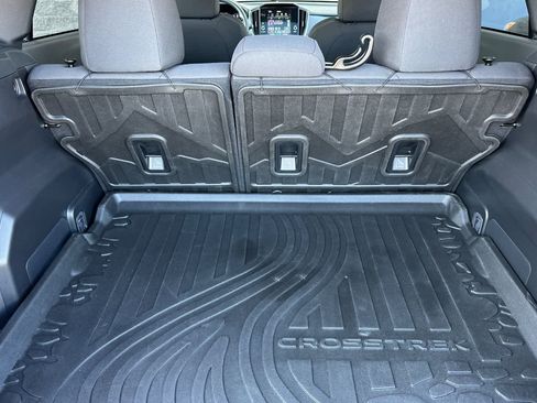 Used 2025 Subaru Crosstrek 2.0i Premium image 14