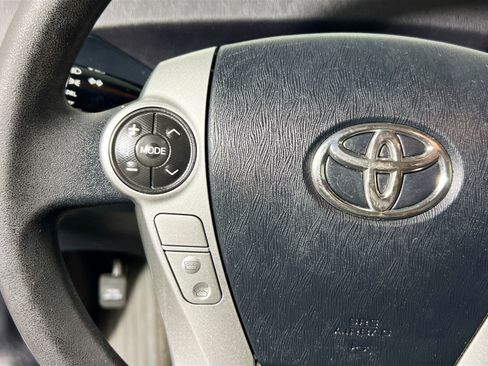 Used 2015 Toyota Prius Two image 18