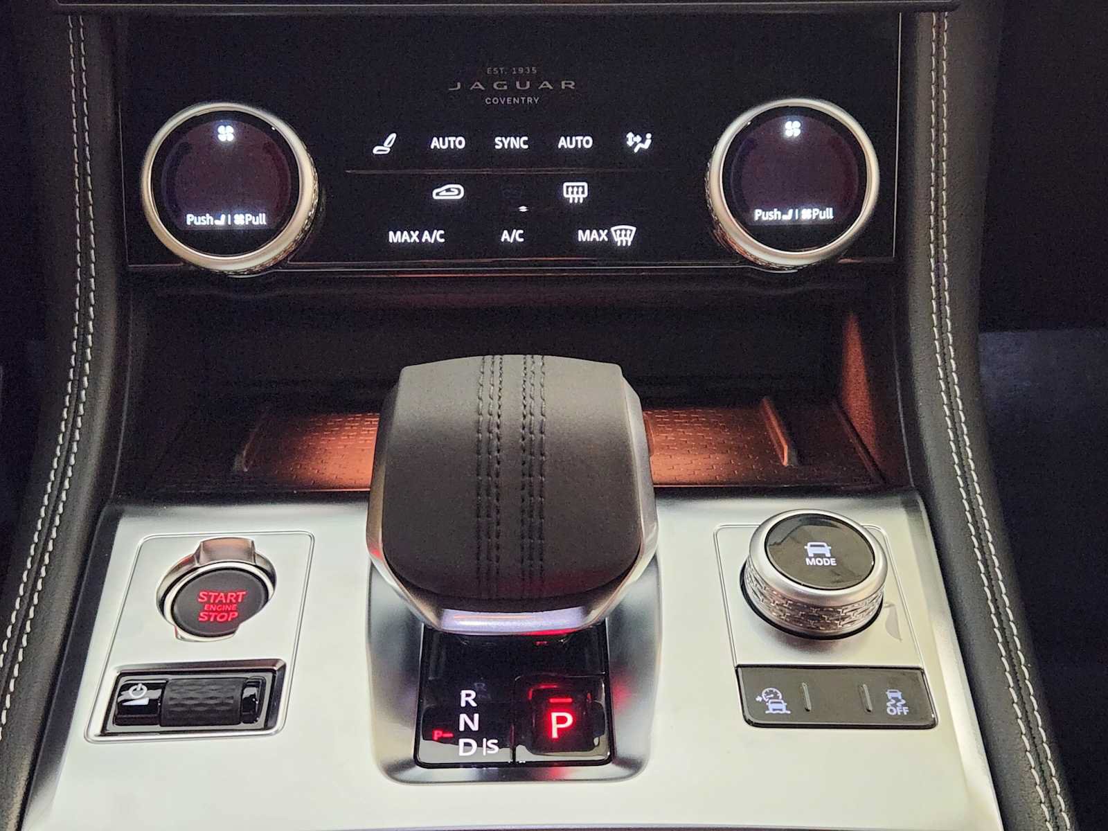 New 2026 Jaguar F-PACE R-Dynamic S AWD/4WD image 19