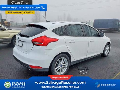 Used 2015 Ford Focus SE image 4