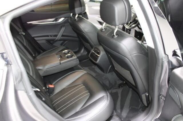 Used 2021 Maserati Ghibli S Q4 AWD/4WD image 28