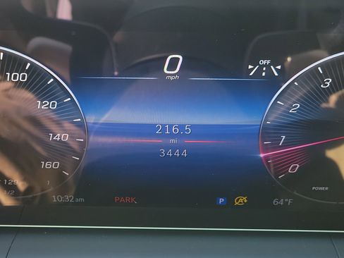 Certified 2026 Mercedes-Benz GLS 450 4MATIC image 32