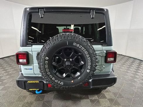 Used 2023 Jeep Wrangler Unlimited w/ Cold Weather Group AWD/4WD image 4