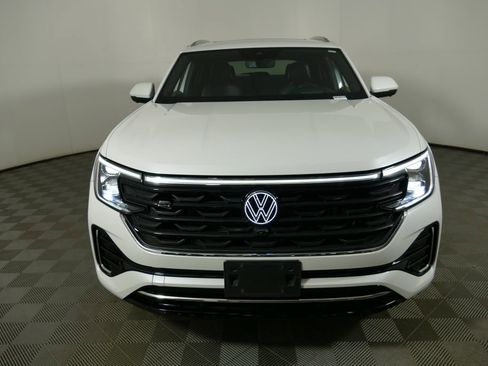 Used 2024 Volkswagen Atlas Cross Sport SEL Premium R-Line image 26