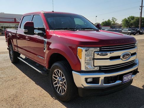 Used 2017 Ford F250 Lariat w/ Lariat Ultimate Package AWD/4WD image 4