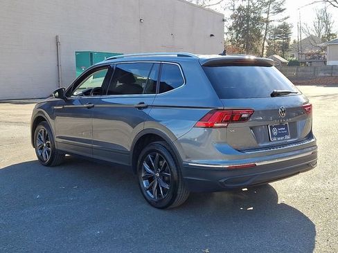 Certified 2023 Volkswagen Tiguan SE image 7