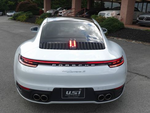 Used 2020 Porsche 911 Carrera S RWD image 3