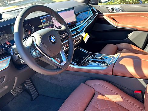 New 2026 BMW X5 xDrive40i w/ Climate Comfort Package AWD/4WD image 9