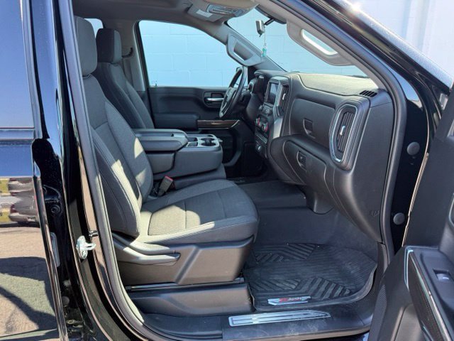 Certified 2022 Chevrolet Silverado 1500 RST w/ LPO, Blackout Package AWD/4WD image 25