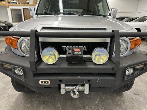 Used 2007 Toyota FJ Cruiser 4WD image 8
