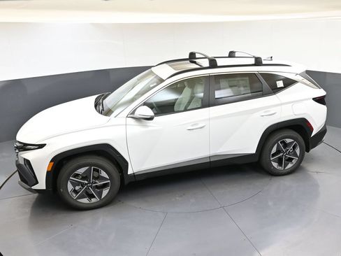 Certified 2025 Hyundai Tucson SEL AWD/4WD image 38